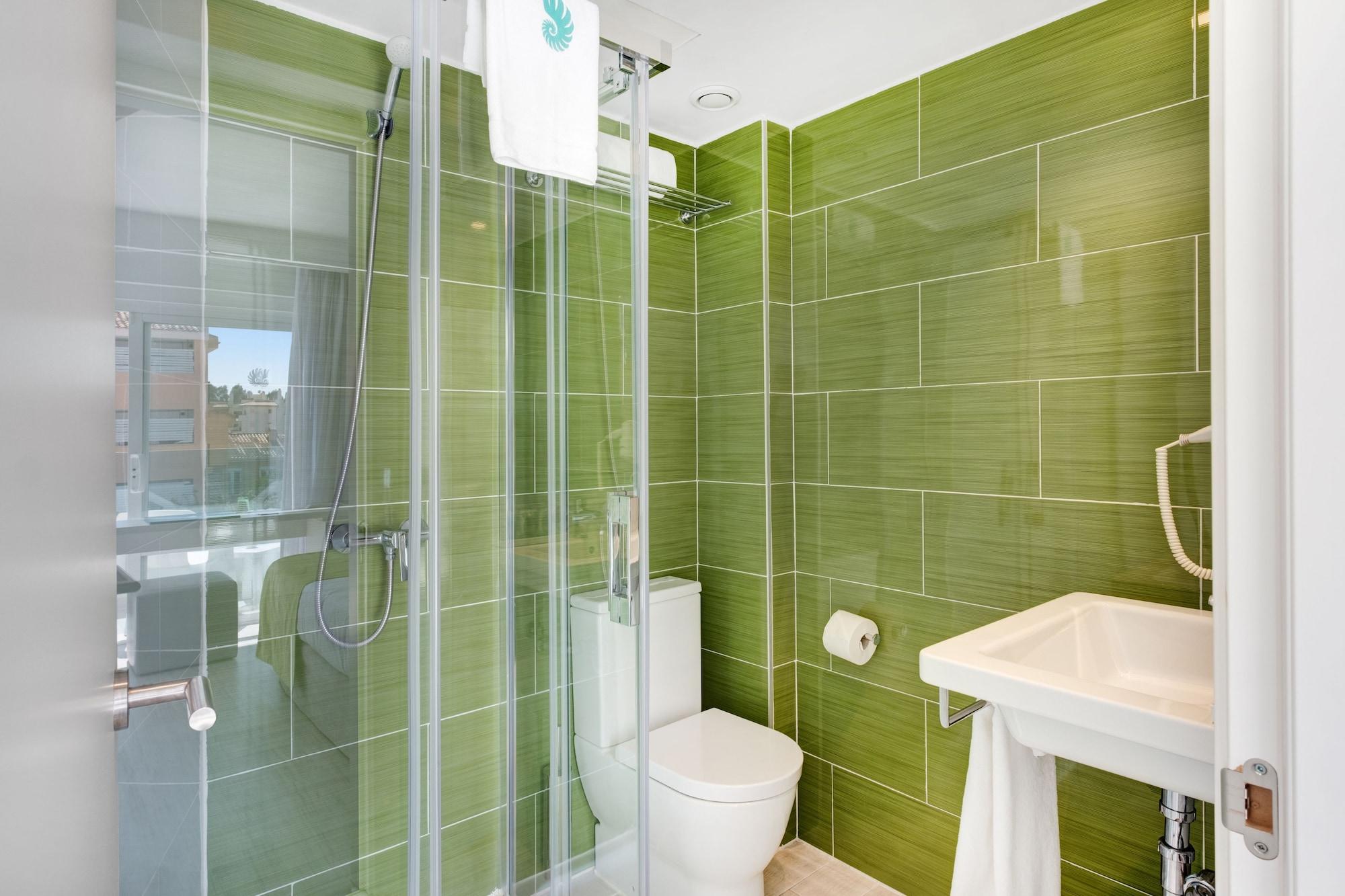 Plaza Boutique - Adults Only. 4*