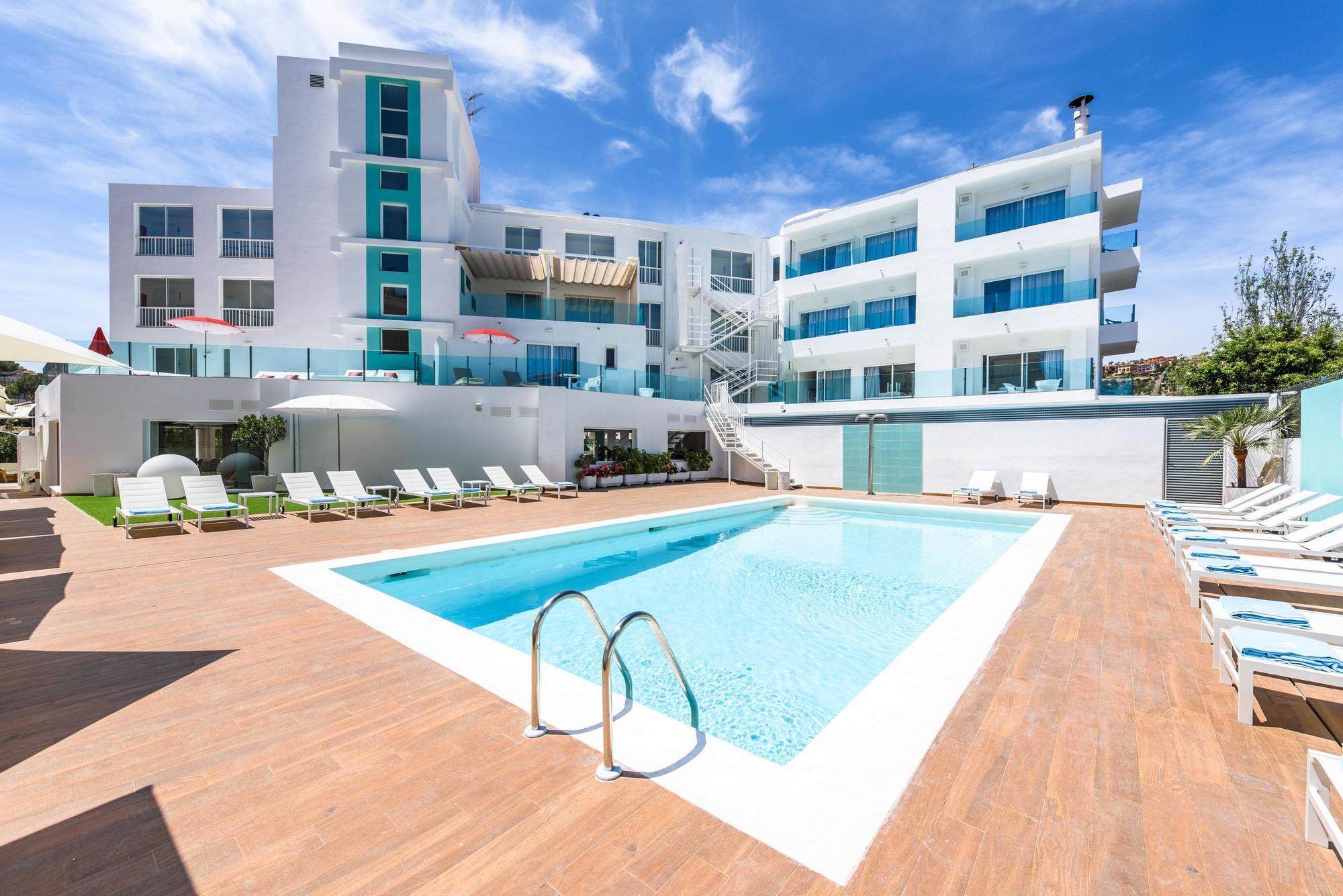 Plaza Boutique - Adults Only. 4*