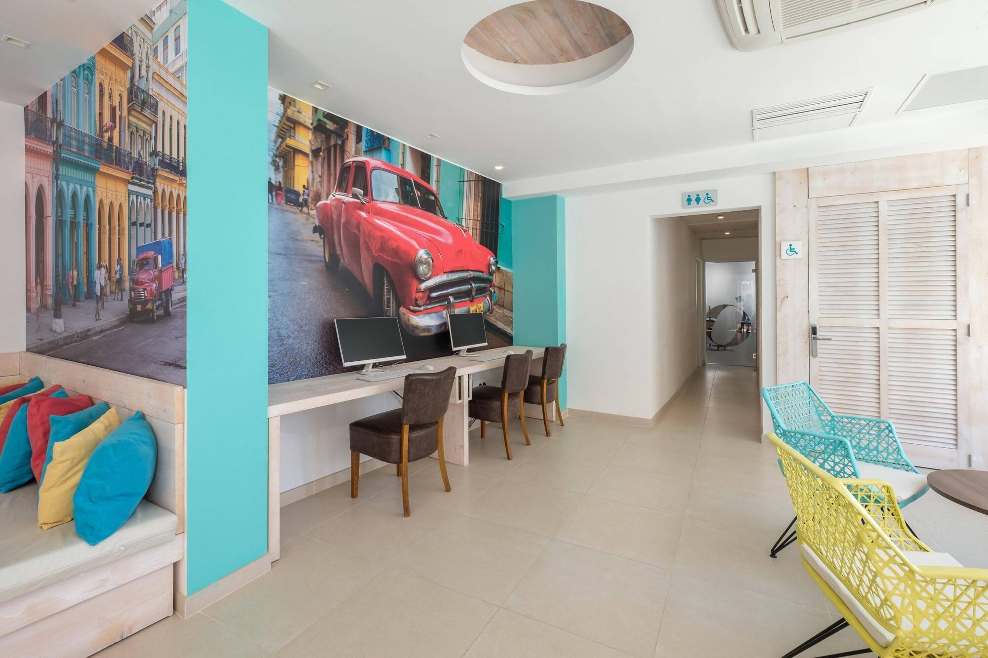 Plaza Boutique - Adults Only. 4*