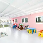 Aparthotel Holiday Center