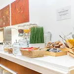 Aparthotel Holiday Center