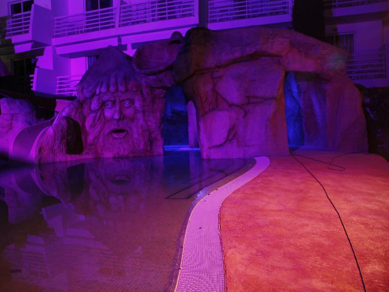 Apartment Pirates Village