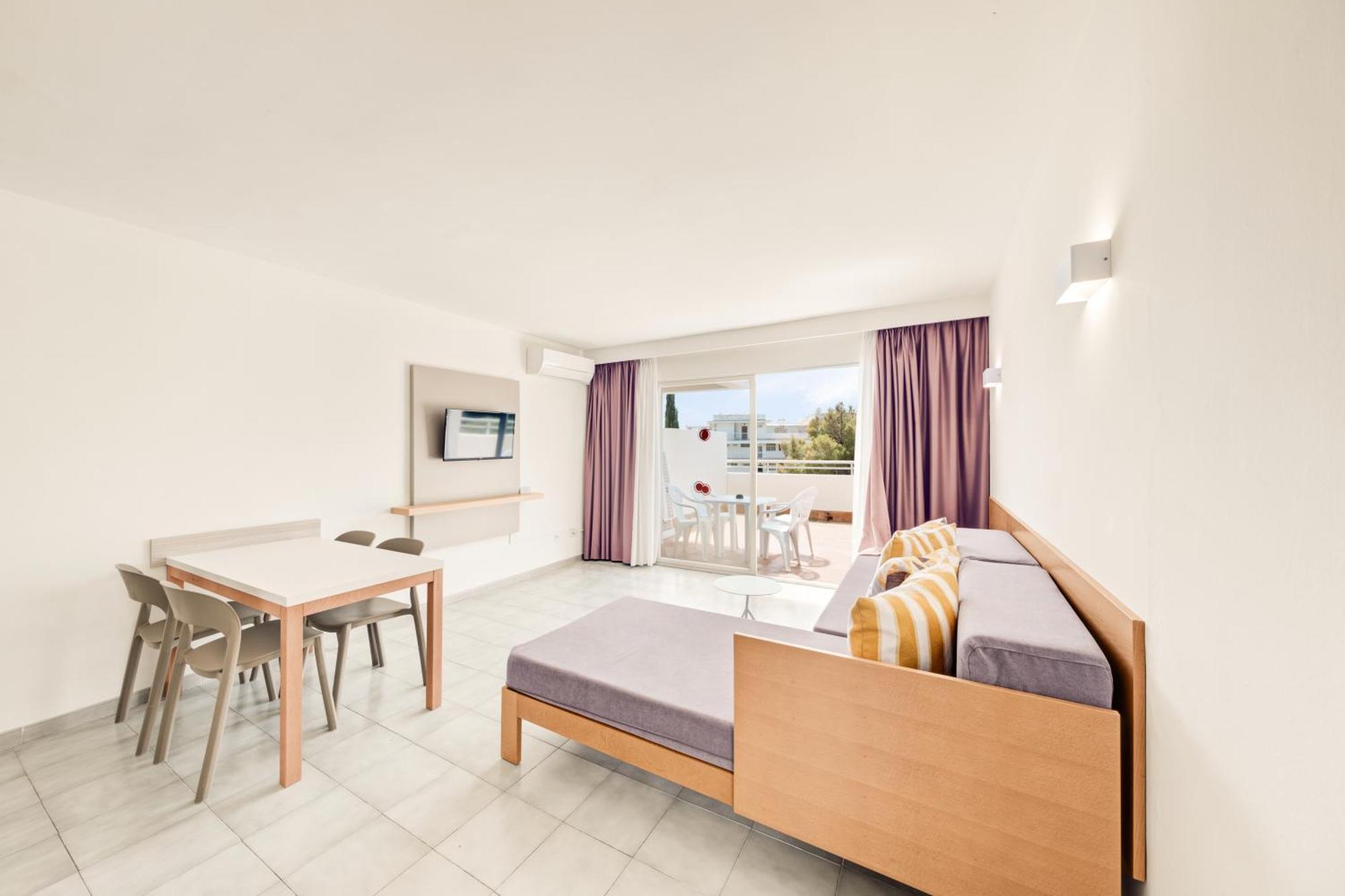 Aparthotel Vista Club 3*