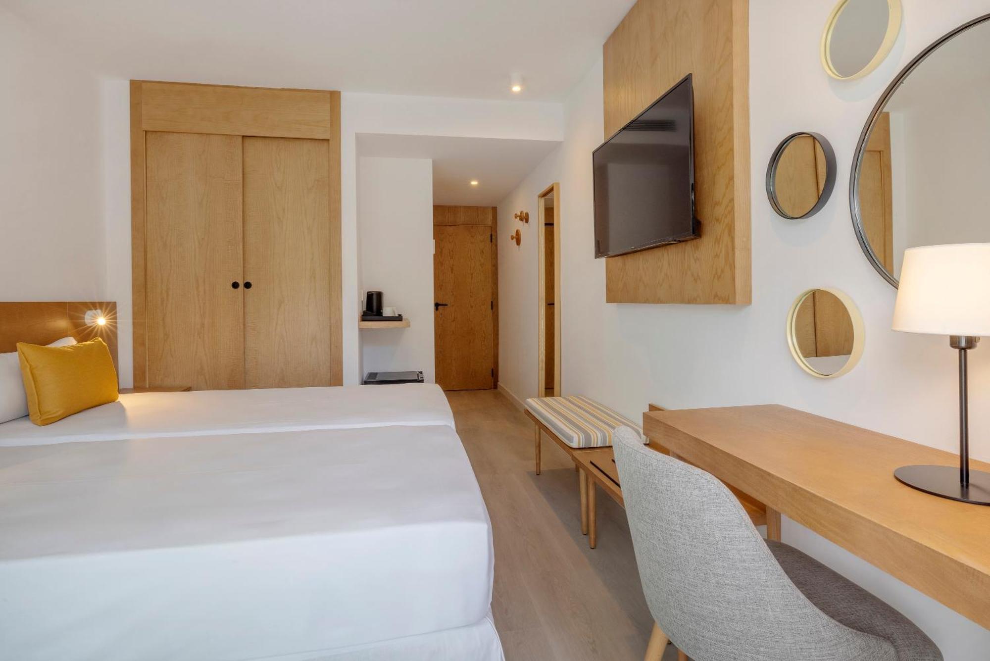 Hm Isabela-adults Only 4* Santa Ponsa
