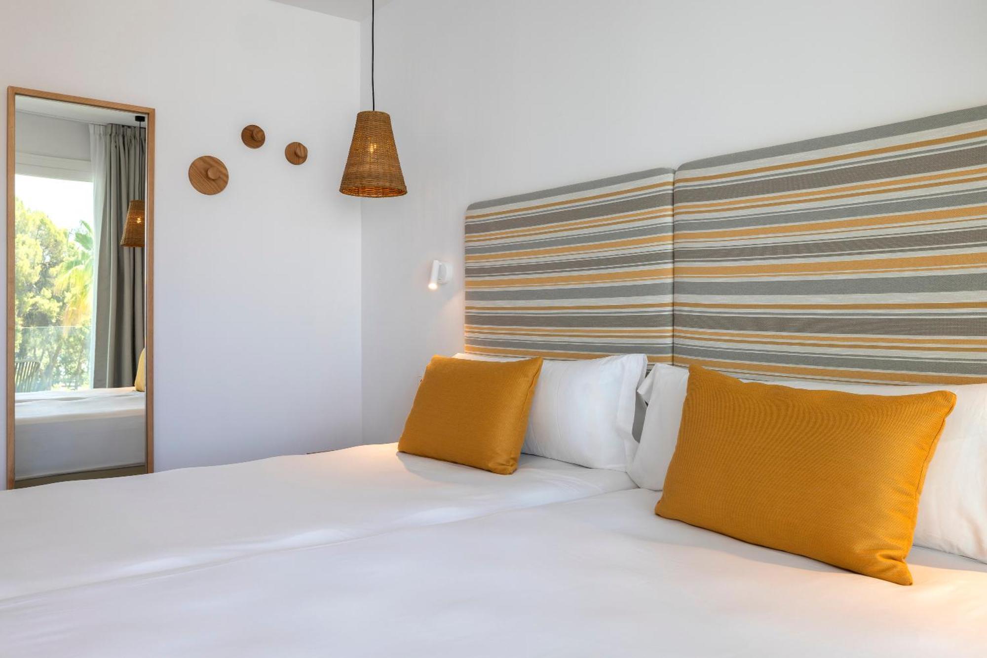Hm Isabela-adults Only Santa Ponsa