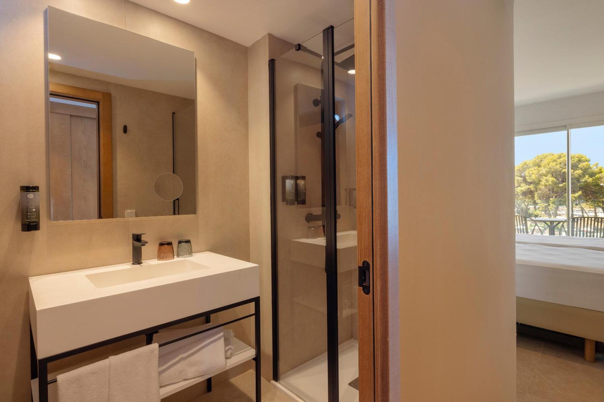 Hm Isabela-adults Only Hotel