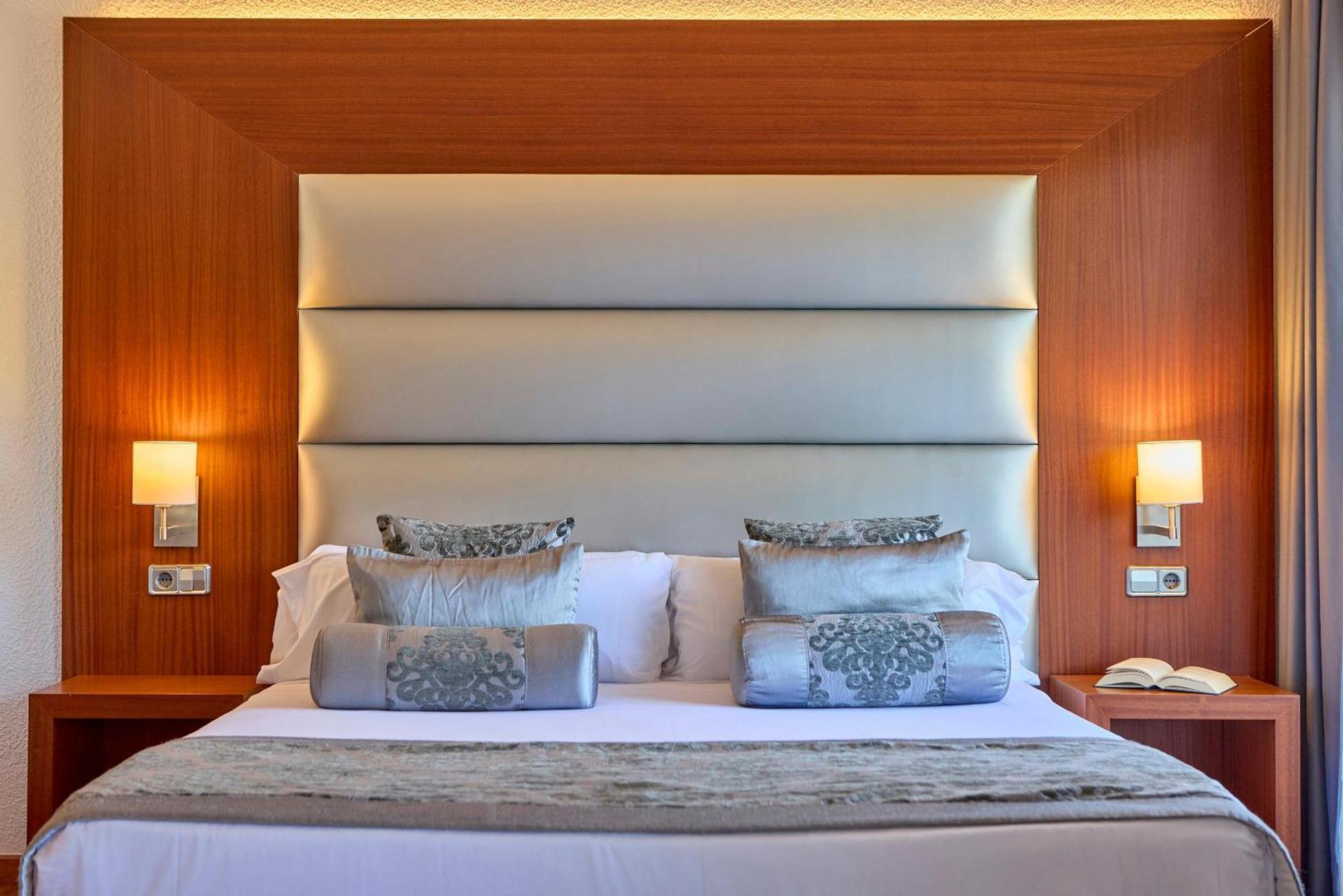 Hotel Zafiro Rey Don Jaime 4*