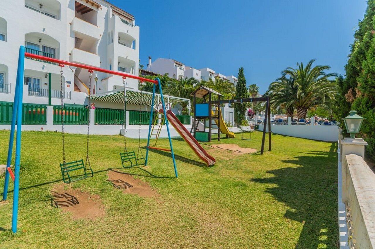 Center Apartahotel