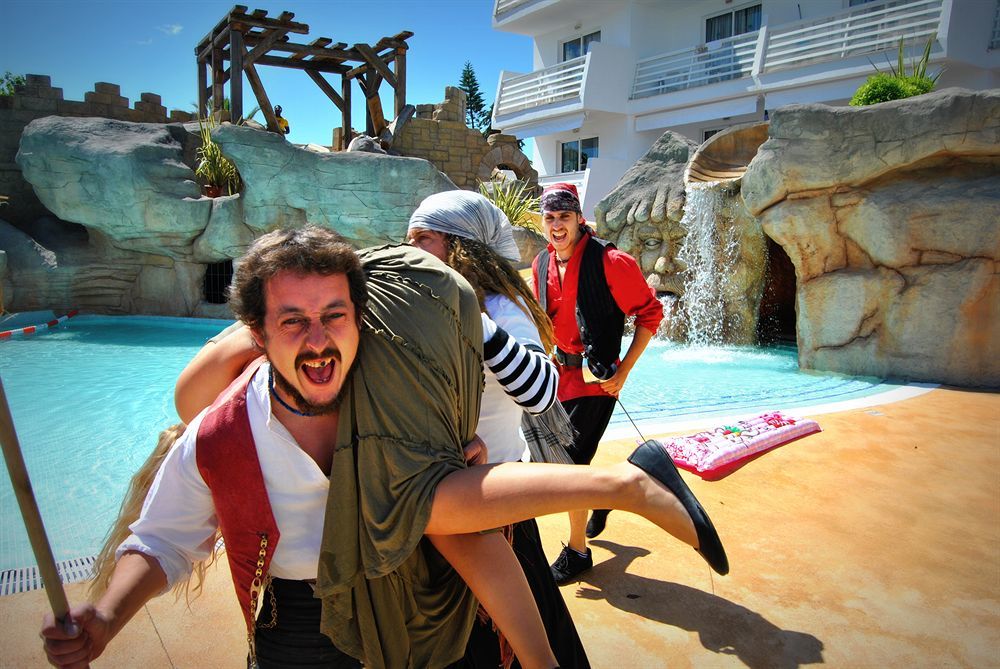 Pirates Village Apartment *