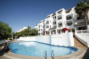 Center Apartahotel