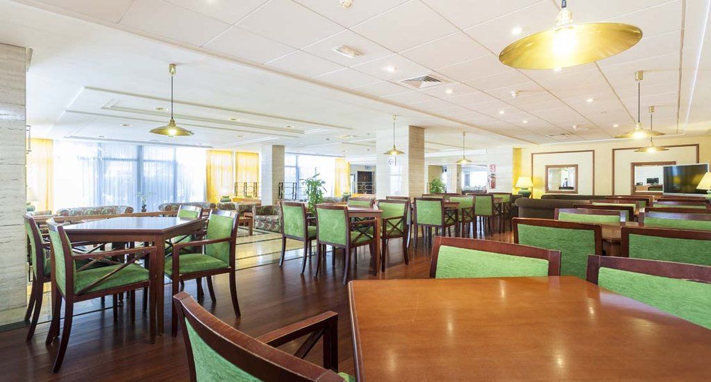 Hotel Globales Park 4*