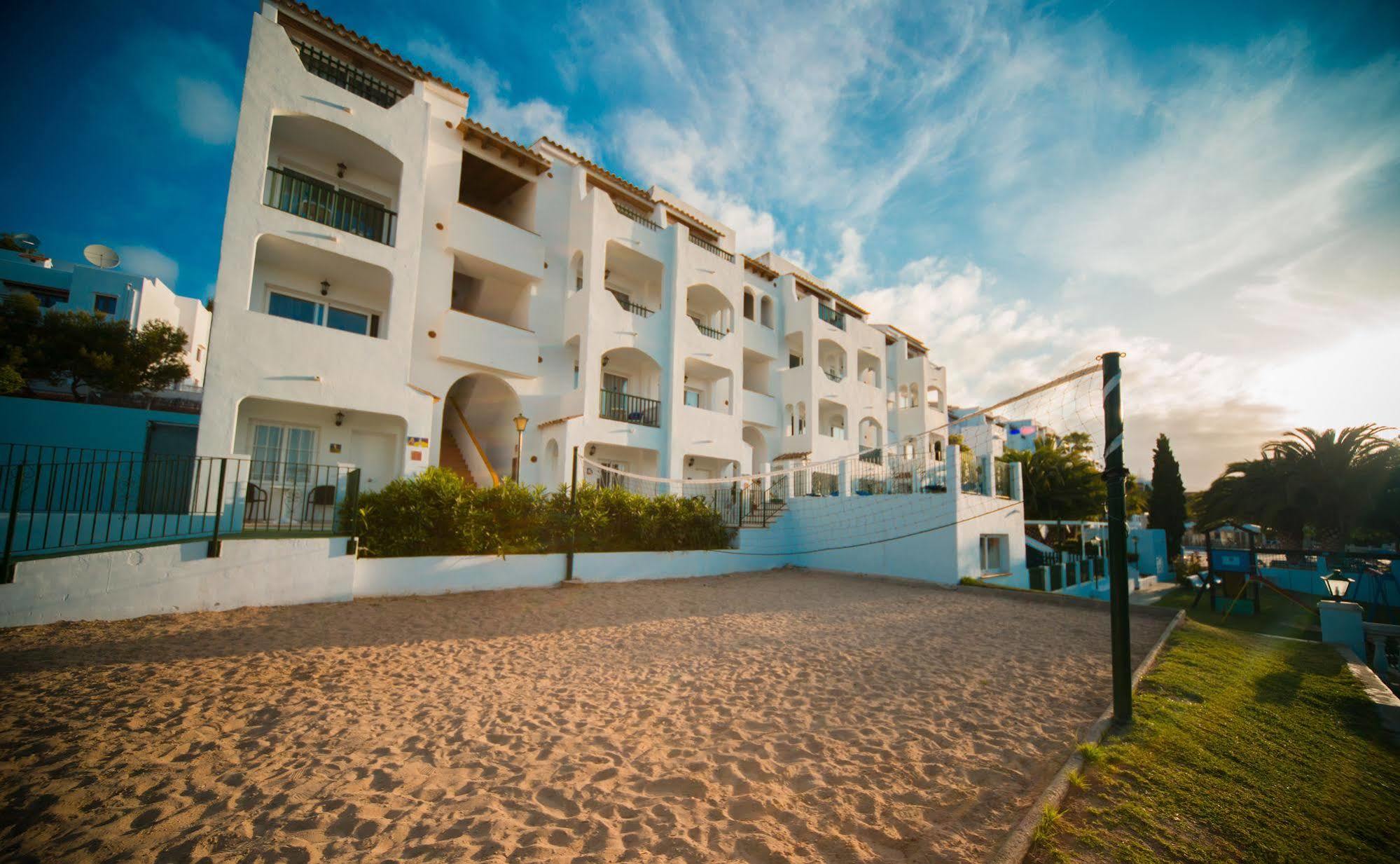 Center Apartahotel