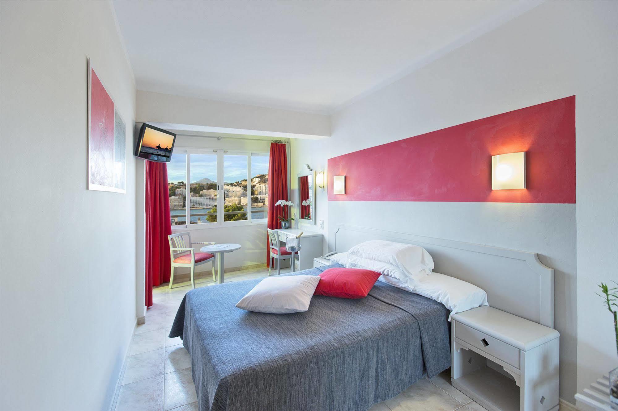 Playas Del Rey Hotel 3*