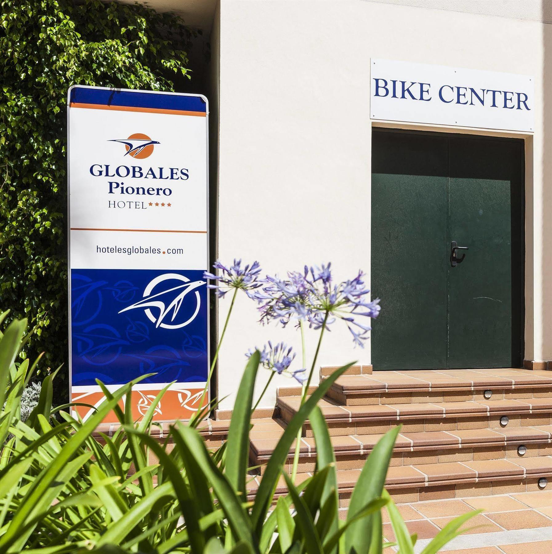 Hotel Globales Park 4*