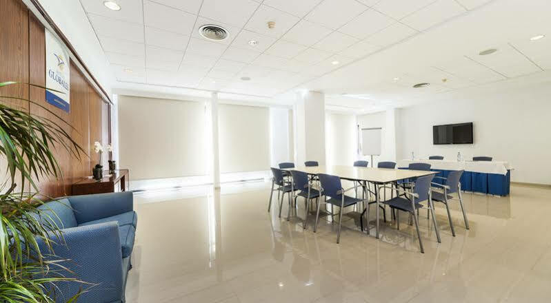 Globales Pionero Hotel