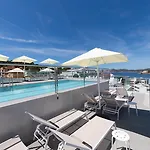 Sky Senses Hotel