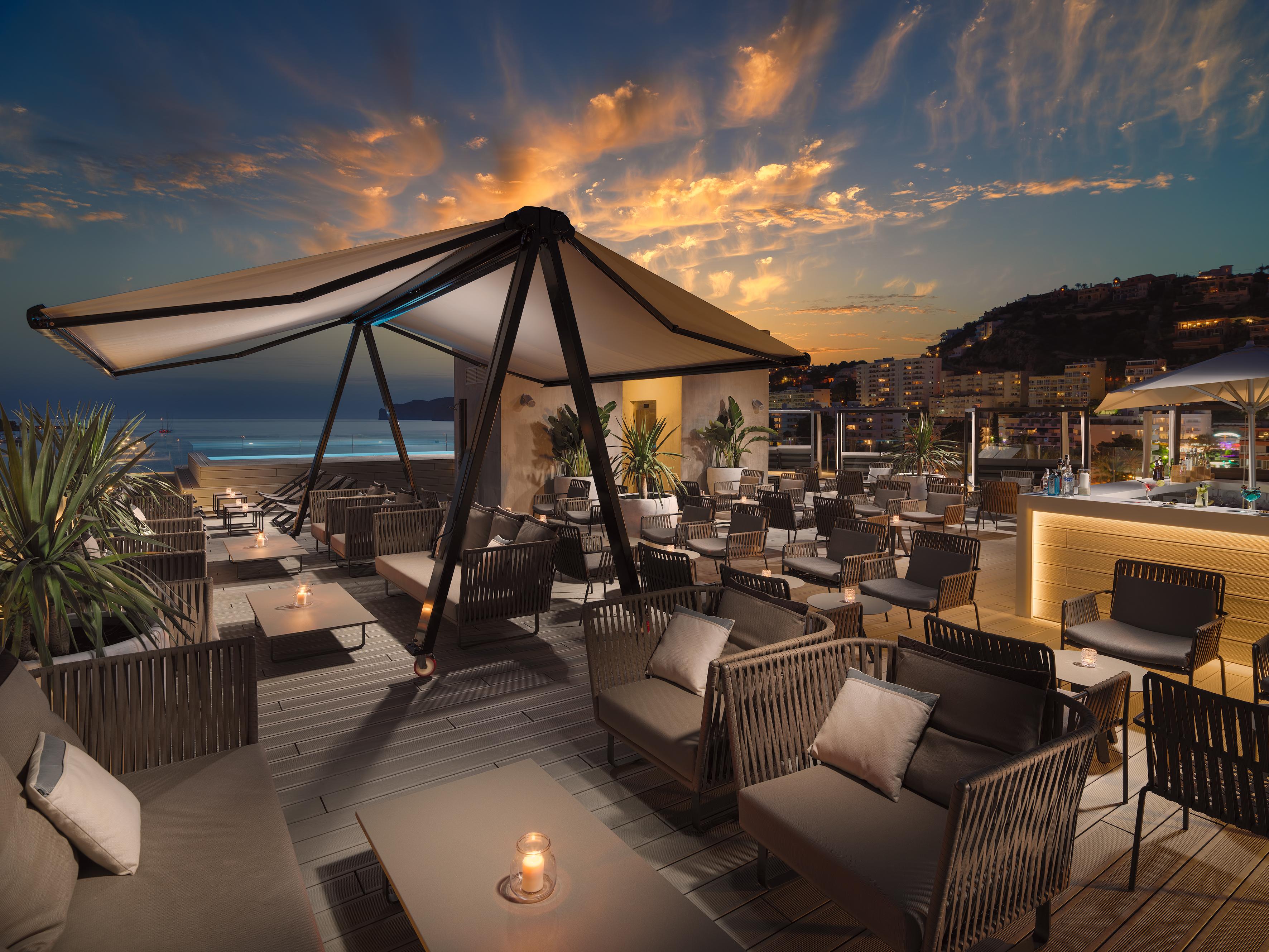 H10 Casa Del Mar