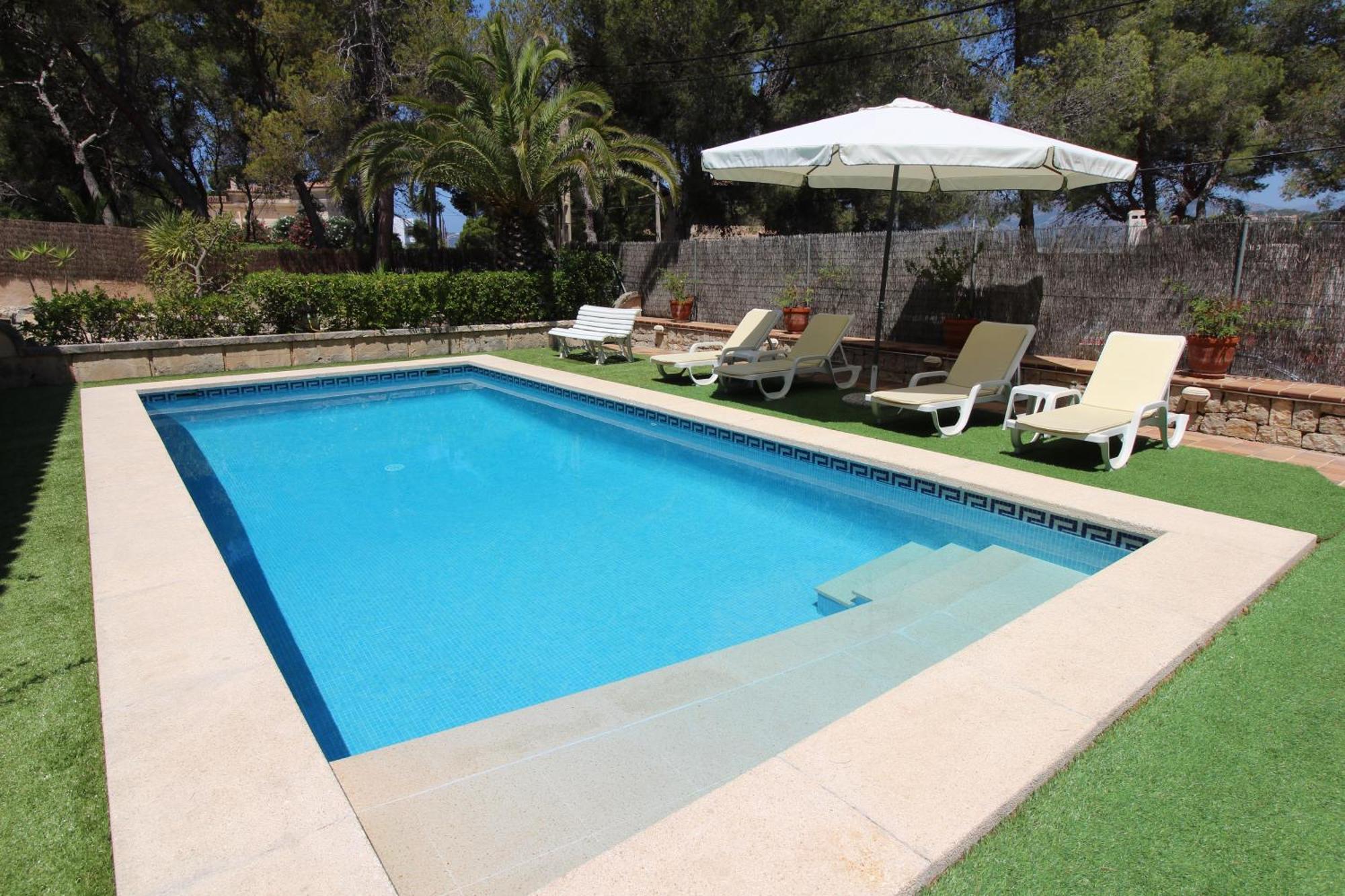Swim And Barbecue Near The Sea Santa Ponsa