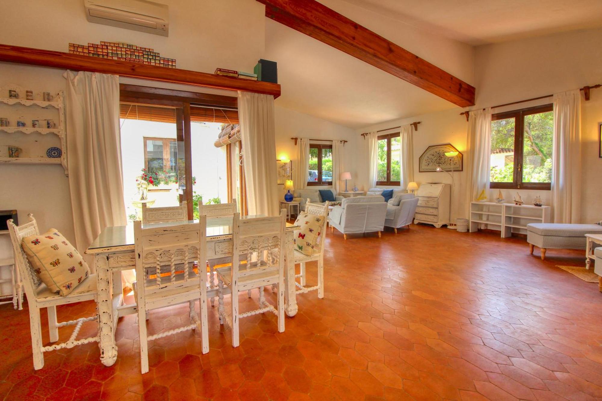 Villa Swim And Barbecue Near The Sea