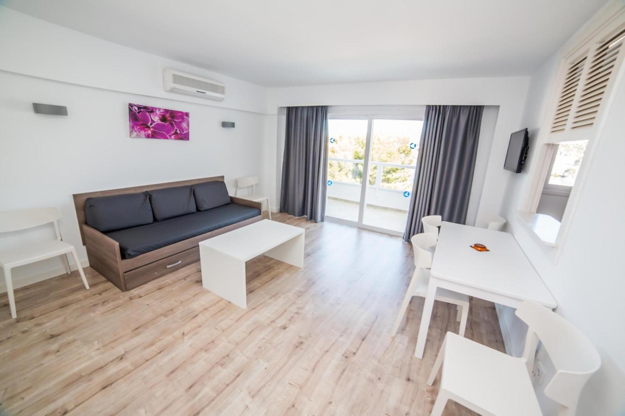 Pierre&vacances Mallorca Portofino 3* Santa Ponça