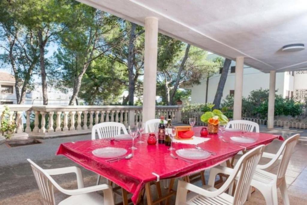 Marta, A Fantastic By The Sea Villa *