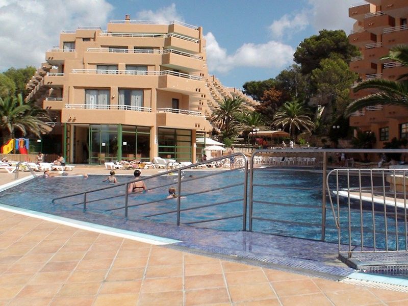 Hotel Fergus Style Cala Blanca 4*