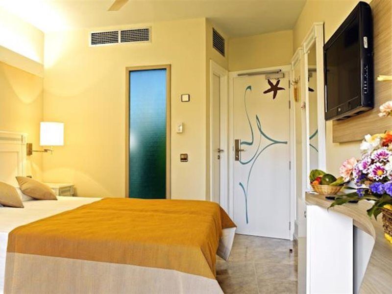 Hotel Bahia Del Sol