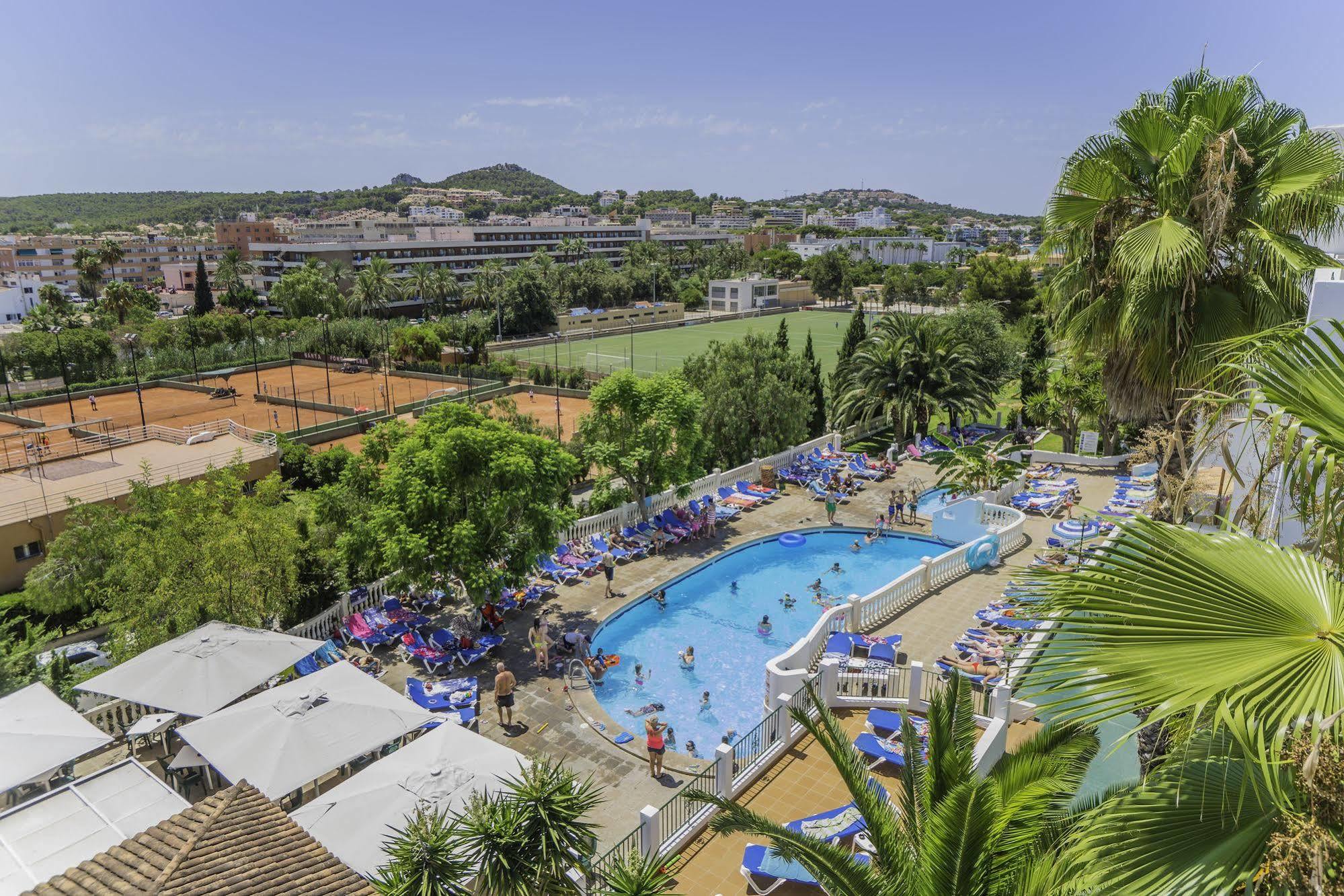 Center Aparthotel 3*