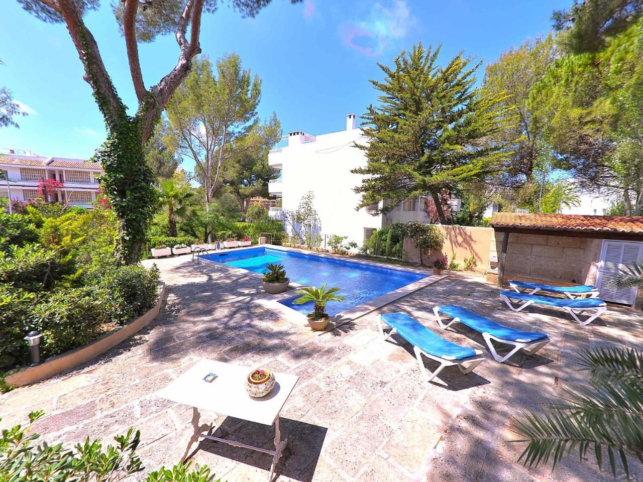 By Interhome Villa