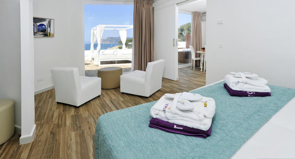 Hotel Fergus Style Cala Blanca