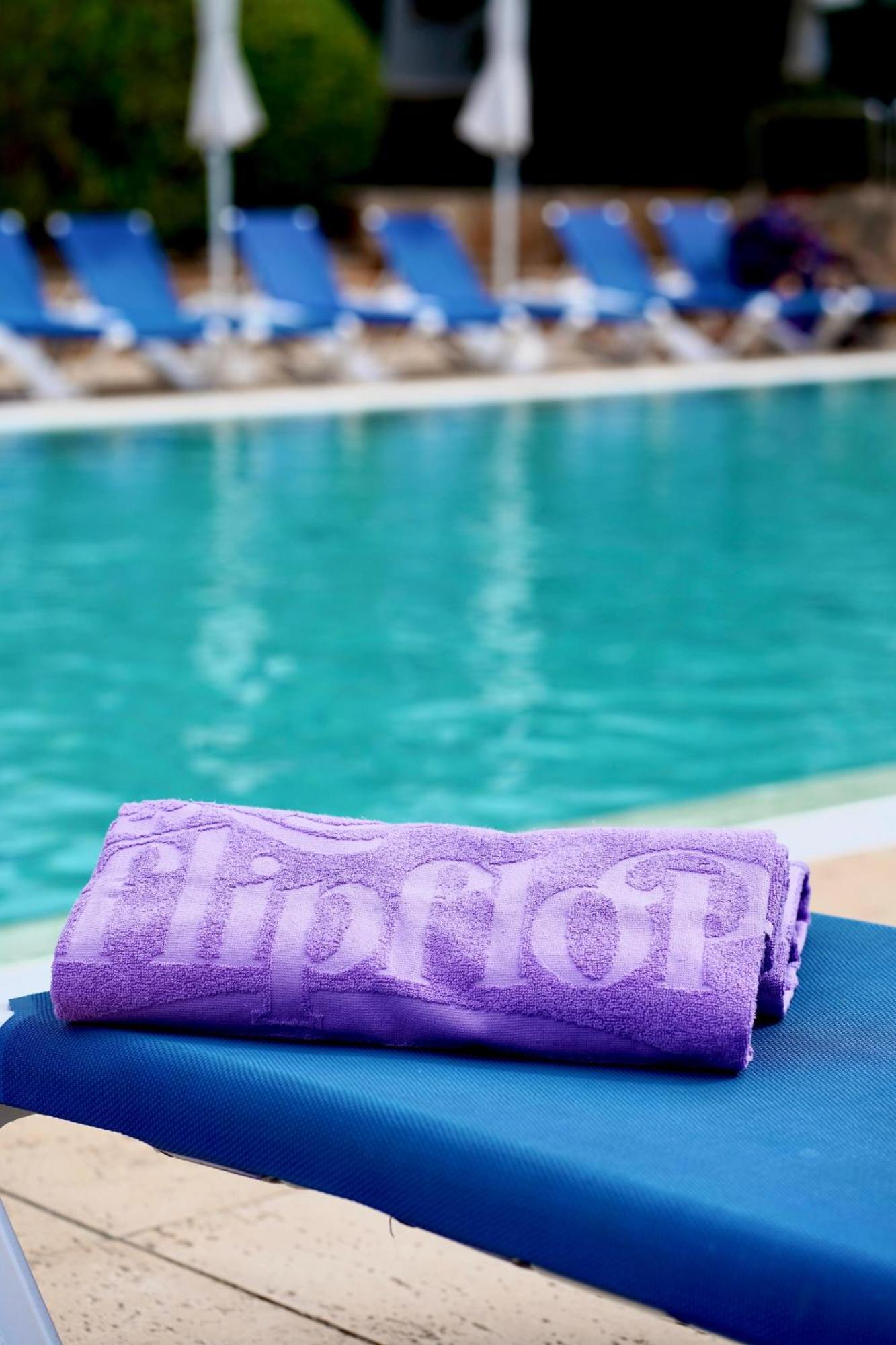 Flipflop Surfing Playa